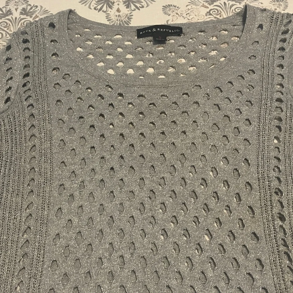Rock & Republic gray shiny knit sweater - Picture 4 of 7
